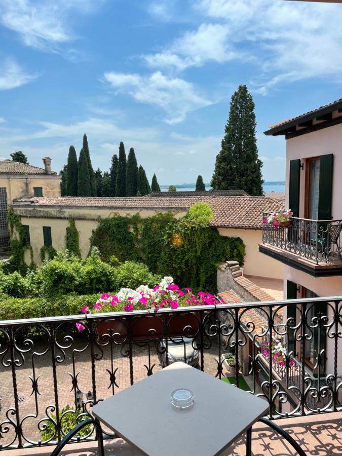 Hotel Meridiana Sirmione Kültér fotó